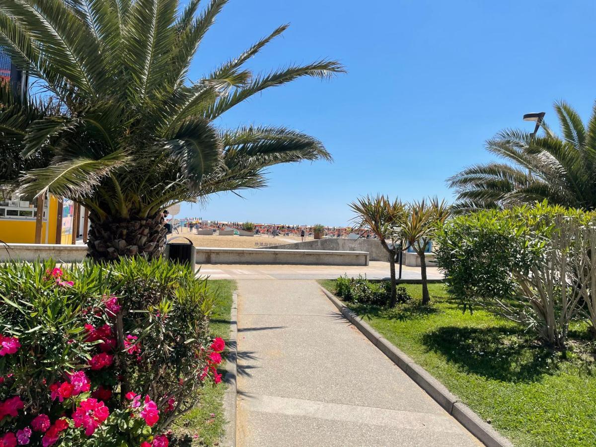 Molent - Appartamenti Bibione Esterno foto