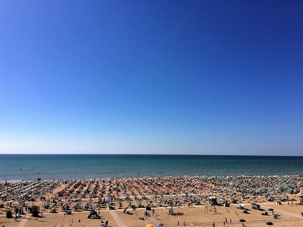 Molent - Appartamenti Bibione Esterno foto